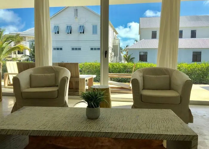 Casa Moderna Fresca And Mistico Club Boat Shuttle * San Pedro (Ambergris Caye)
