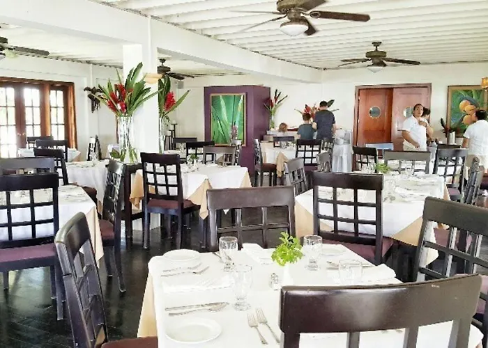 Casa Moderna Fresca And Mistico Club Boat Shuttle Holiday home San Pedro (Ambergris Caye)