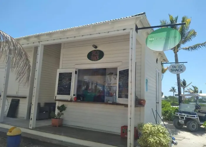 Casa Moderna Fresca And Mistico Club Boat Shuttle * San Pedro (Ambergris Caye)